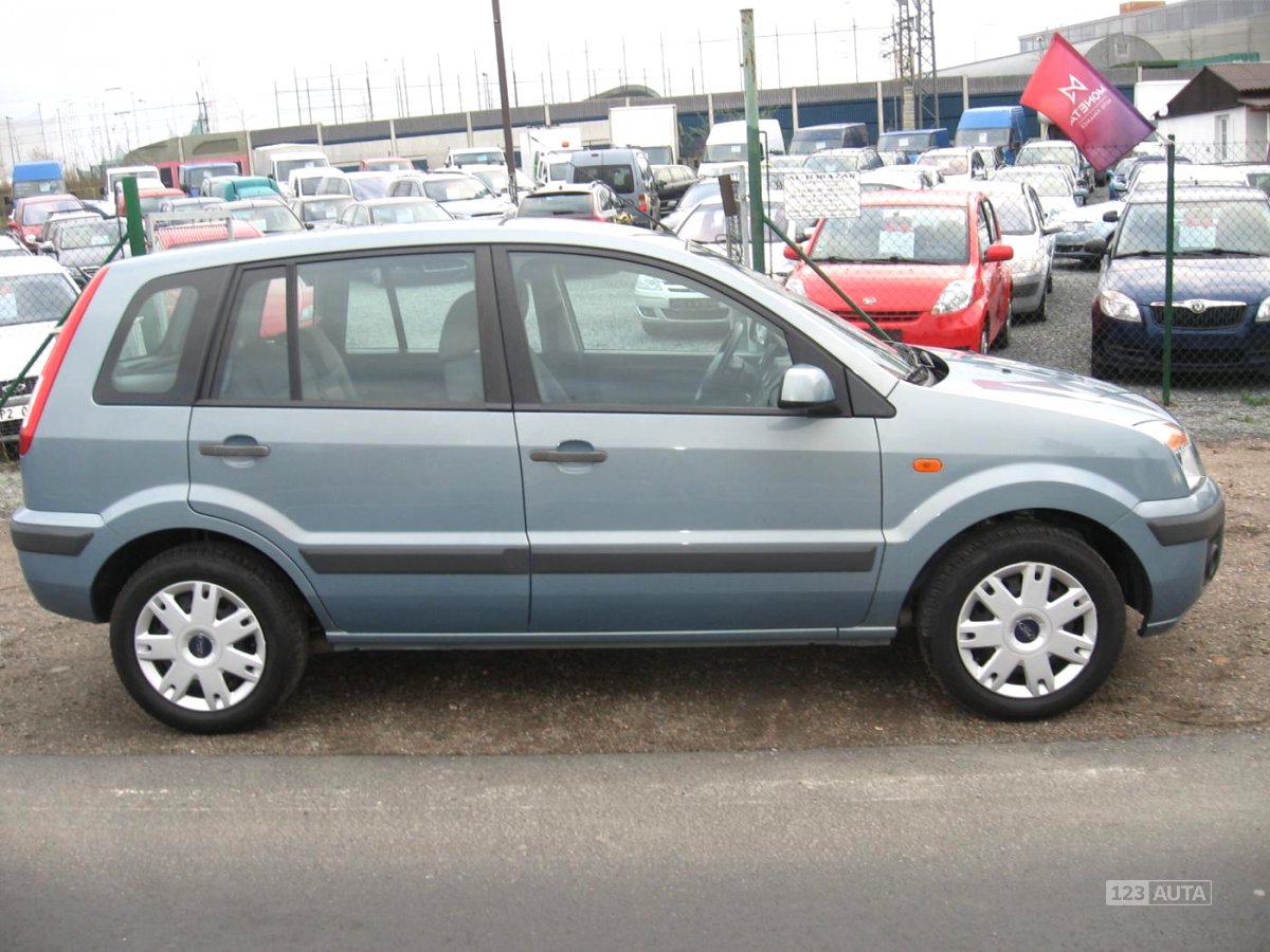 Ford Fusion, 2010 - pohled č. 6