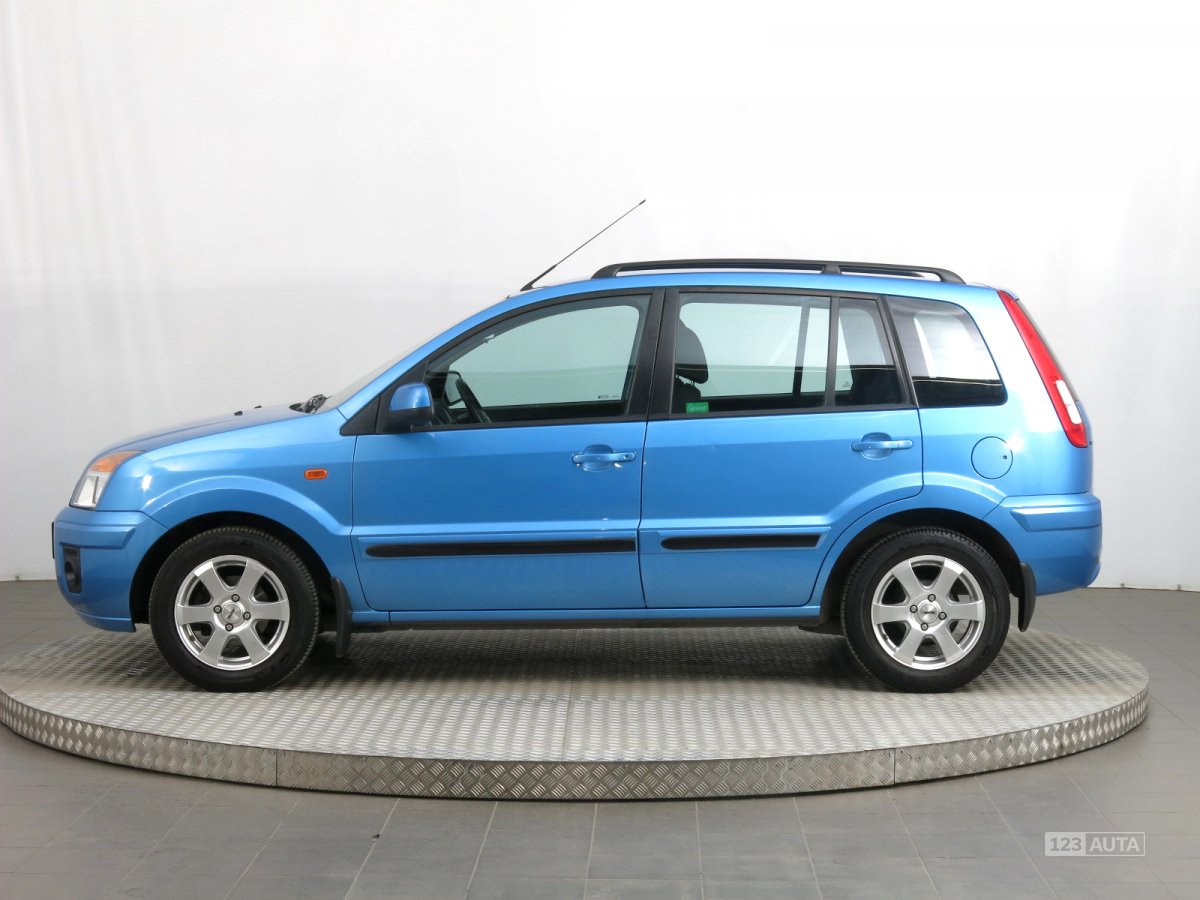 Ford Fusion, 2010 - pohled č. 4