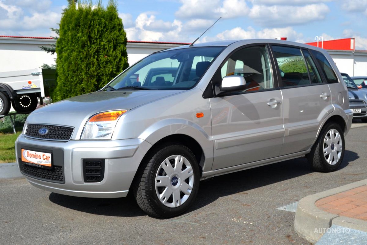 Ford Fusion, 2010 - pohled č. 3