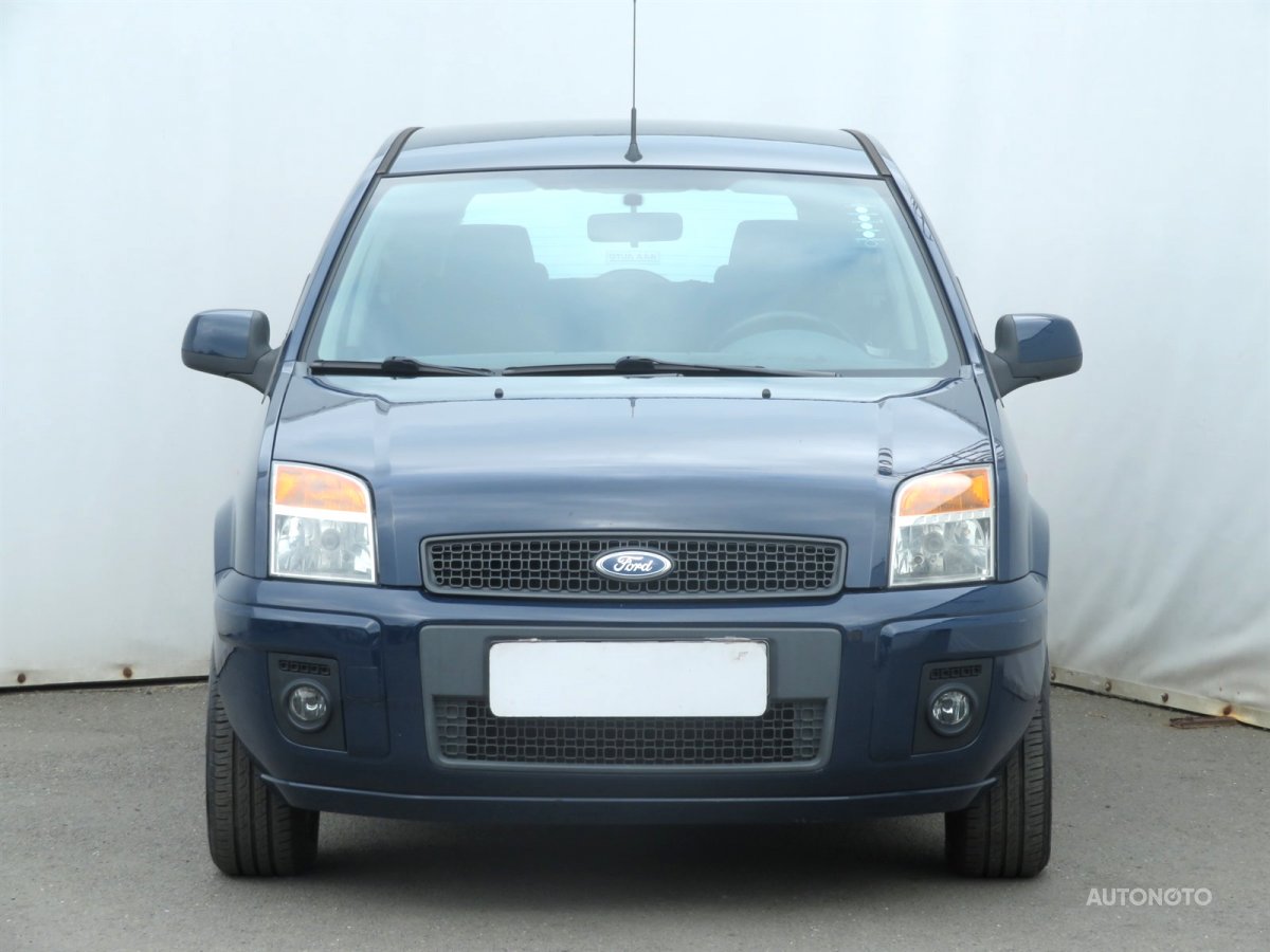 Ford Fusion, 2012 - pohled č. 2