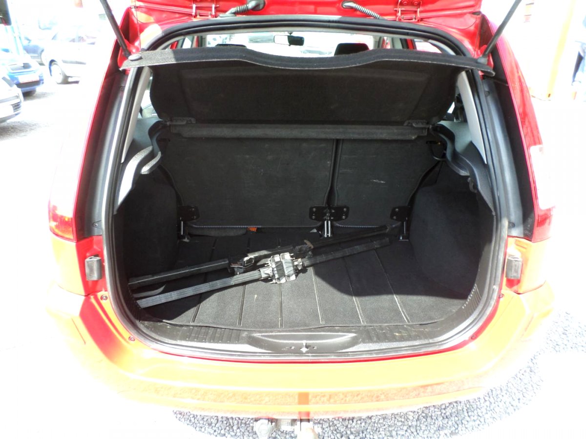 Ford Fusion, 2010 - pohled č. 20