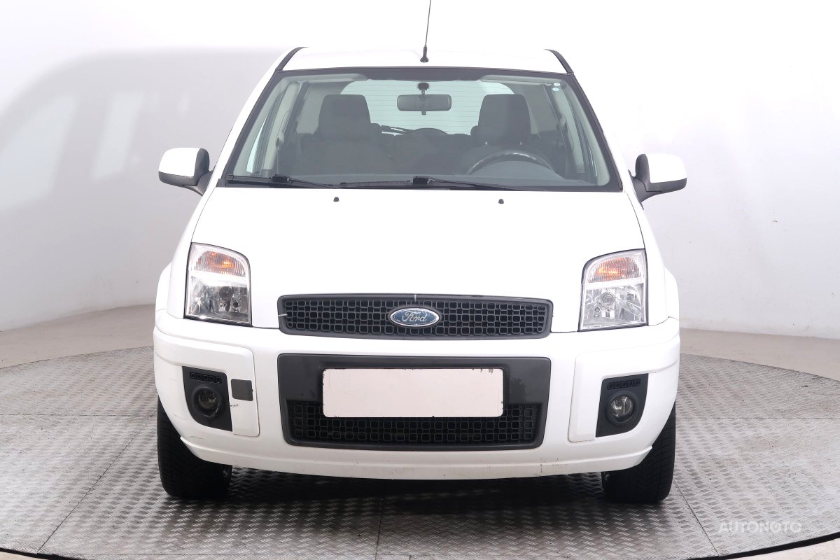 Ford Fusion, 2010 - pohled č. 2