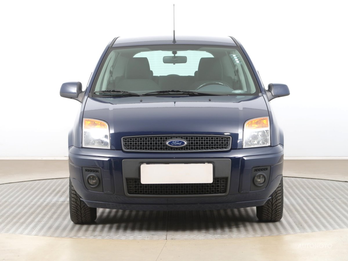 Ford Fusion, 2012 - pohled č. 2