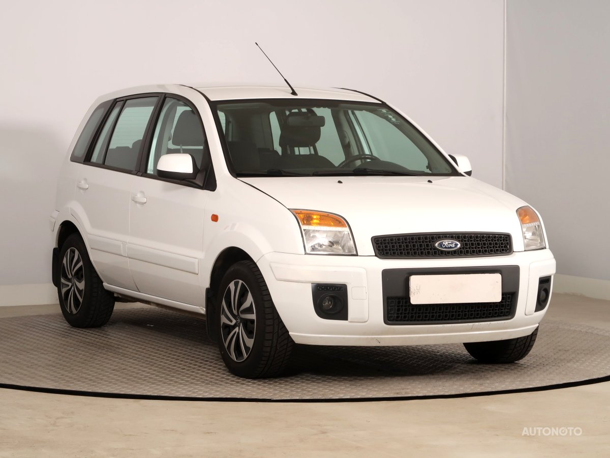 Ford Fusion, 2010 - celkový pohled