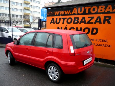 Ford Fusion, 2012 - pohled č. 3