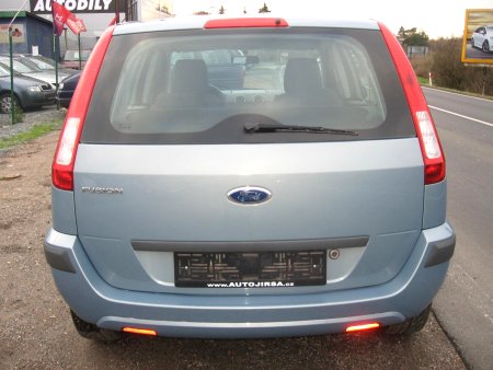 Ford Fusion, 2010 - pohled č. 4