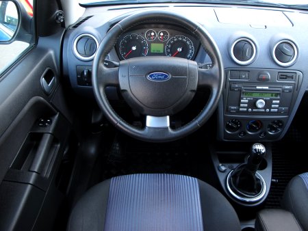 Ford Fusion, 2010 - pohled č. 9