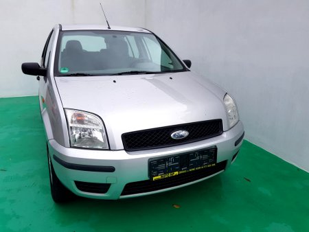 Ford Fusion, 2004 - pohled č. 2