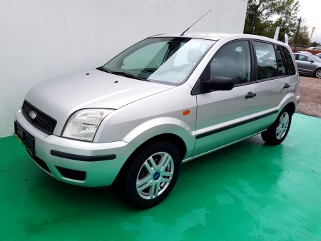 Ford Fusion, 2004 - pohled č. 3