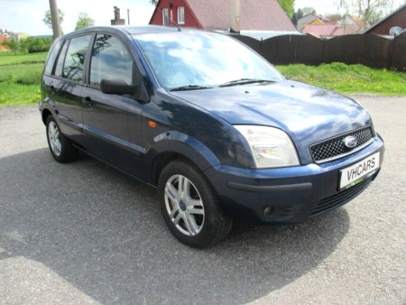 Ford Fusion, 2003 - pohled č. 4