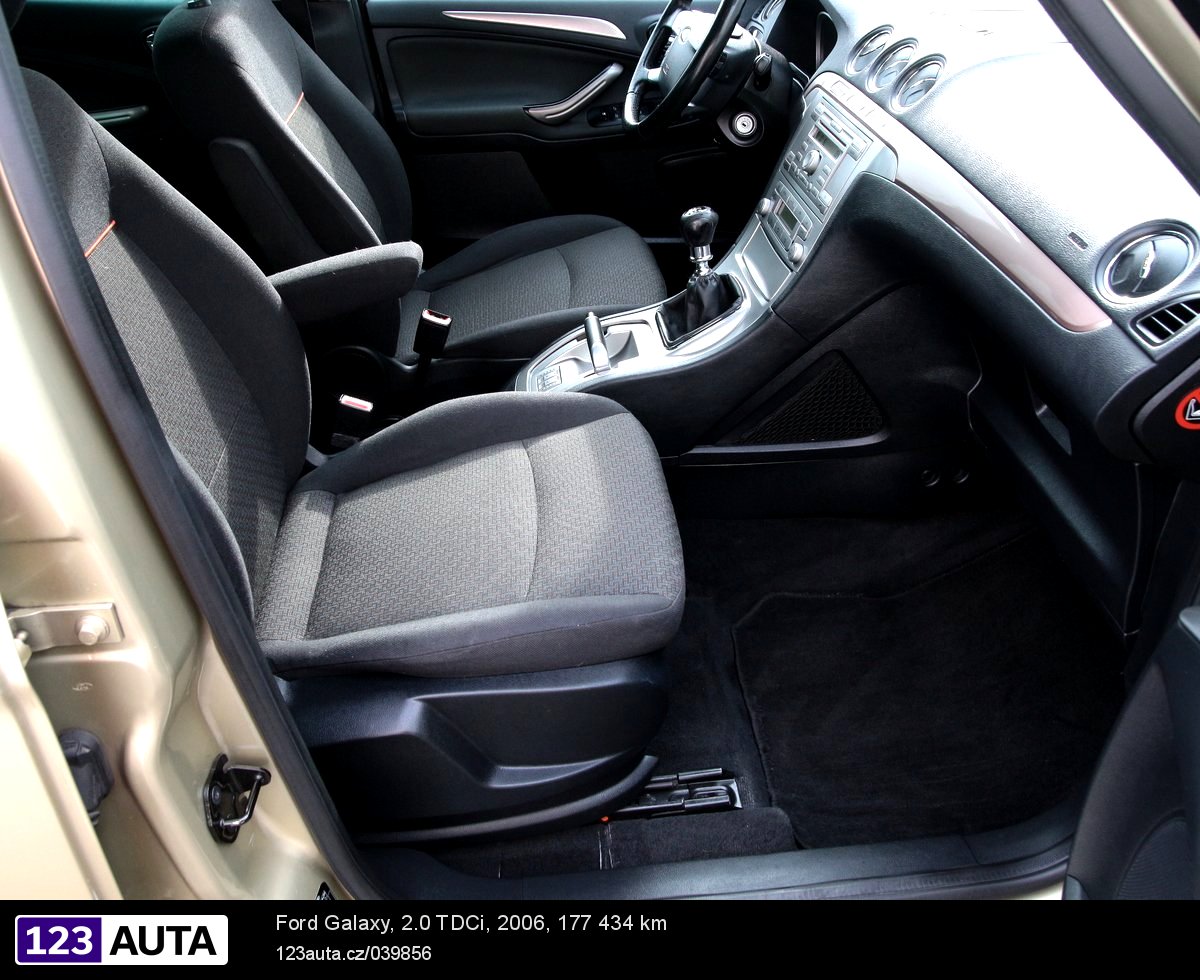 Ford Galaxy, 2006 - pohled č. 17