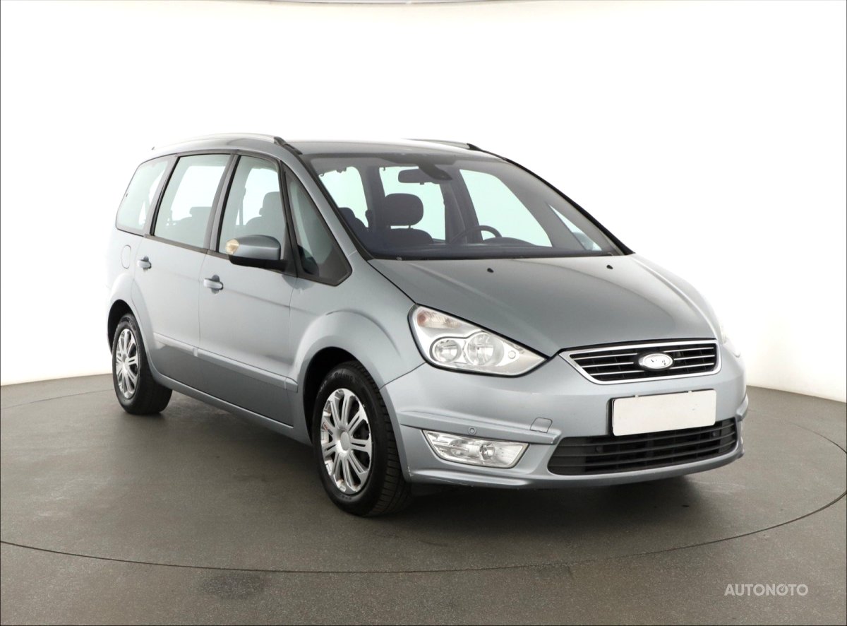 Ford Galaxy, 2011 - celkový pohled