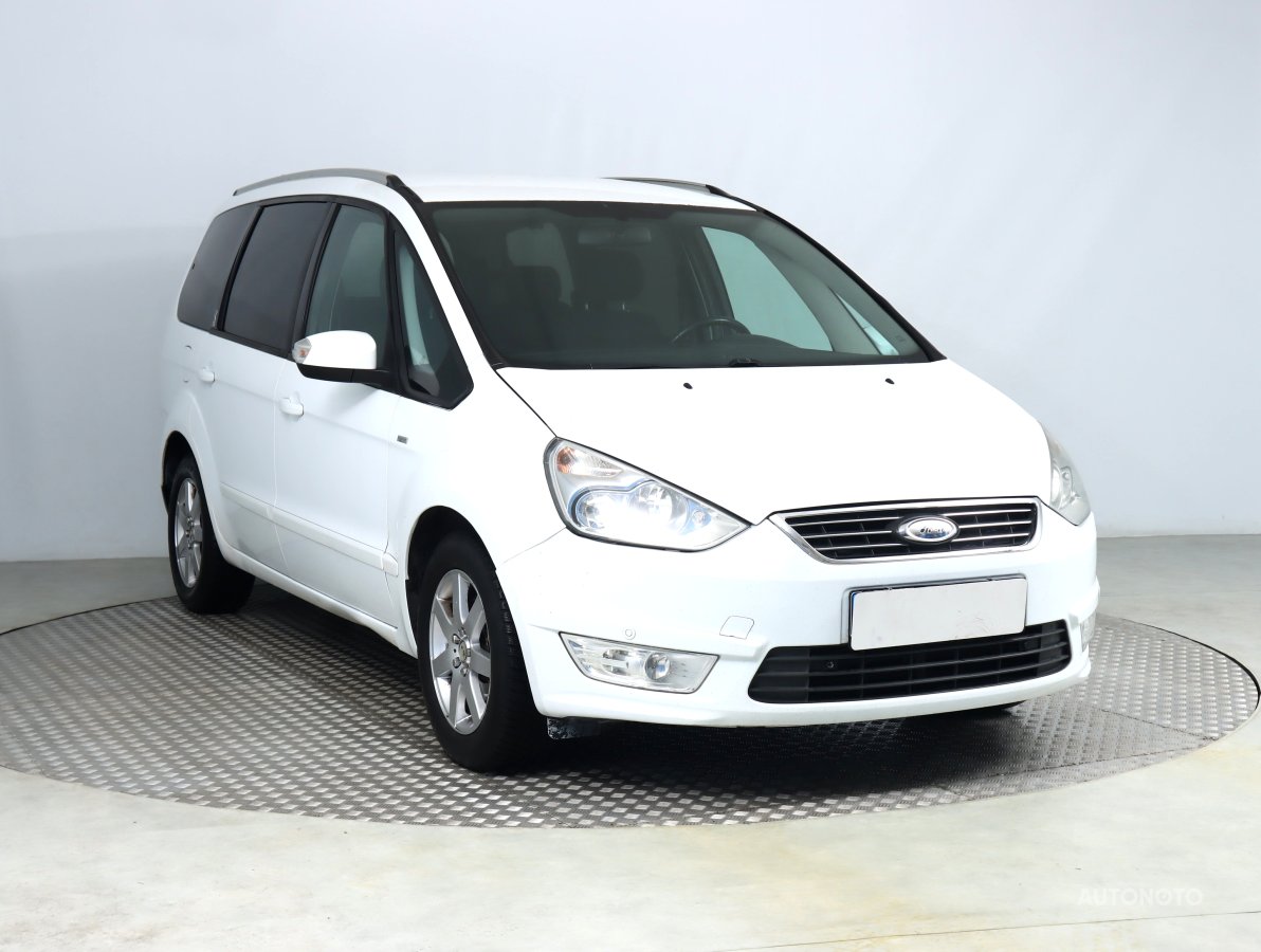 Ford Galaxy, 2011 - celkový pohled