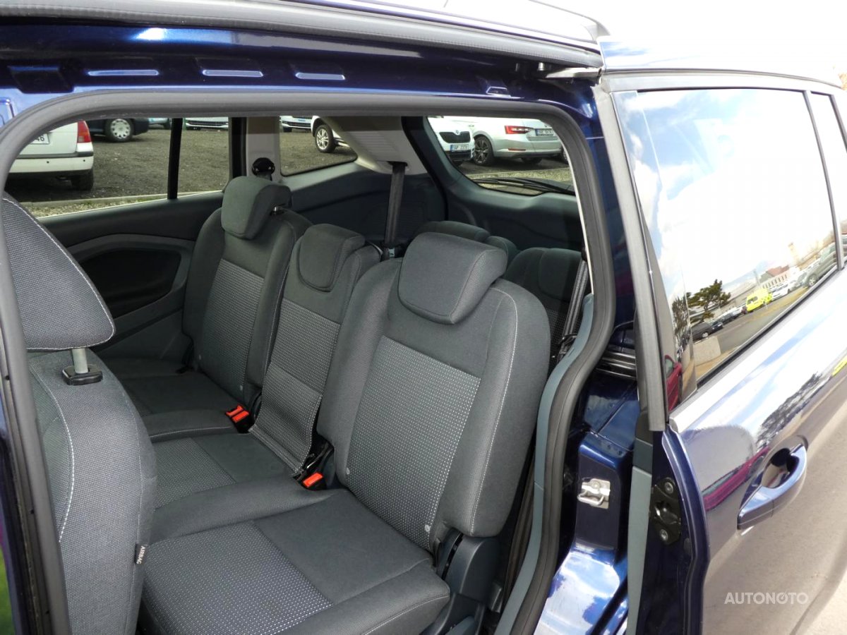 Ford Grand C-MAX, 2011 - pohled č. 8