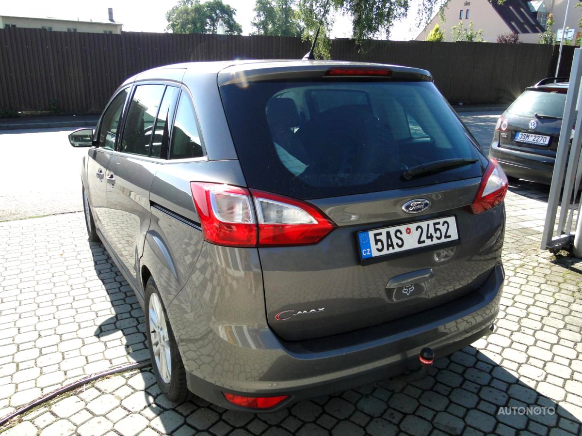 Ford Grand C-MAX, 2014 - pohled č. 3