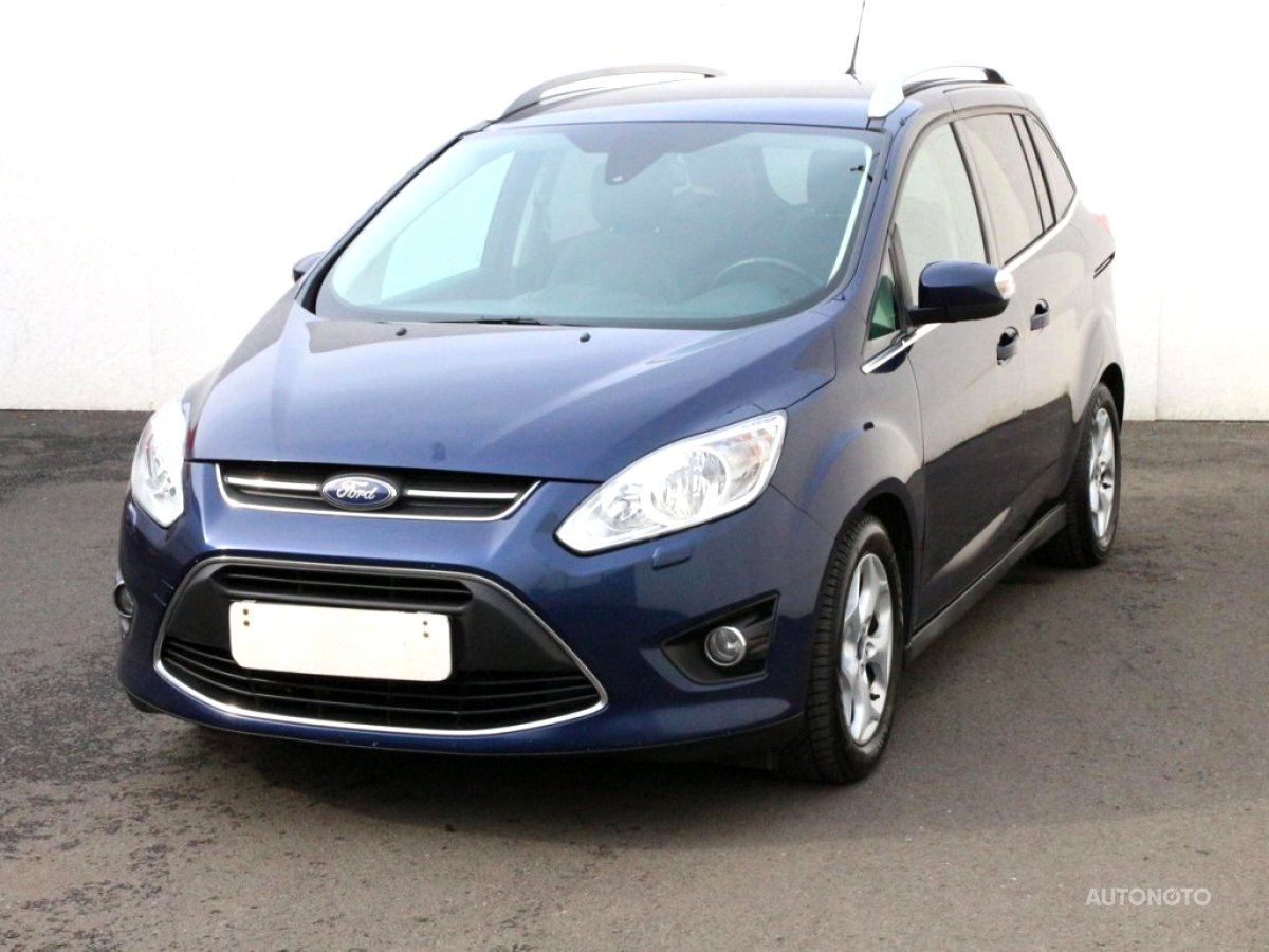 Ford Grand C-MAX, 2012 - pohled č. 3
