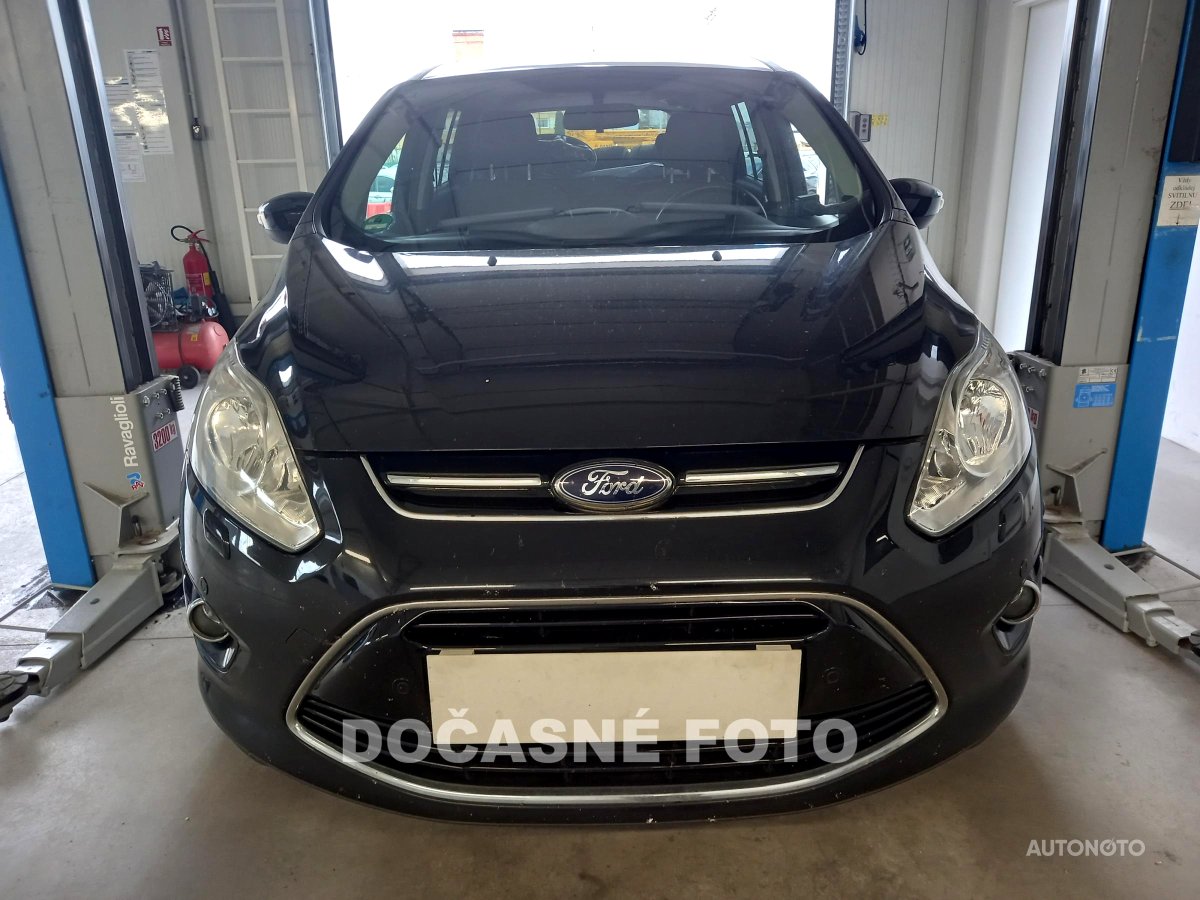 Ford Grand C-MAX, 2012 - pohled č. 2