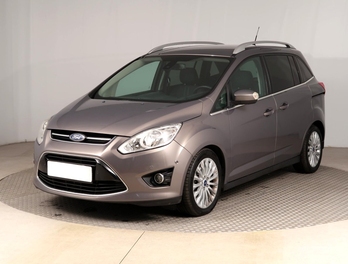 Ford Grand C-MAX, 2011 - pohled č. 3