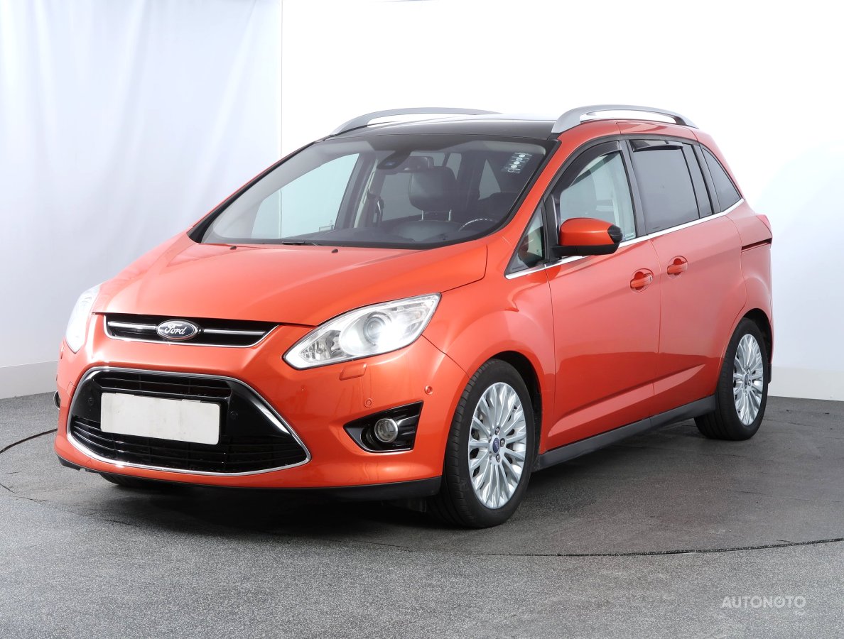 Ford Grand C-MAX, 2011 - pohled č. 3