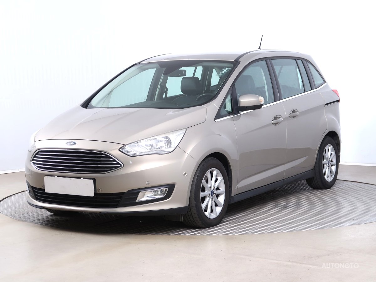 Ford Grand C-MAX, 2016 - pohled č. 3