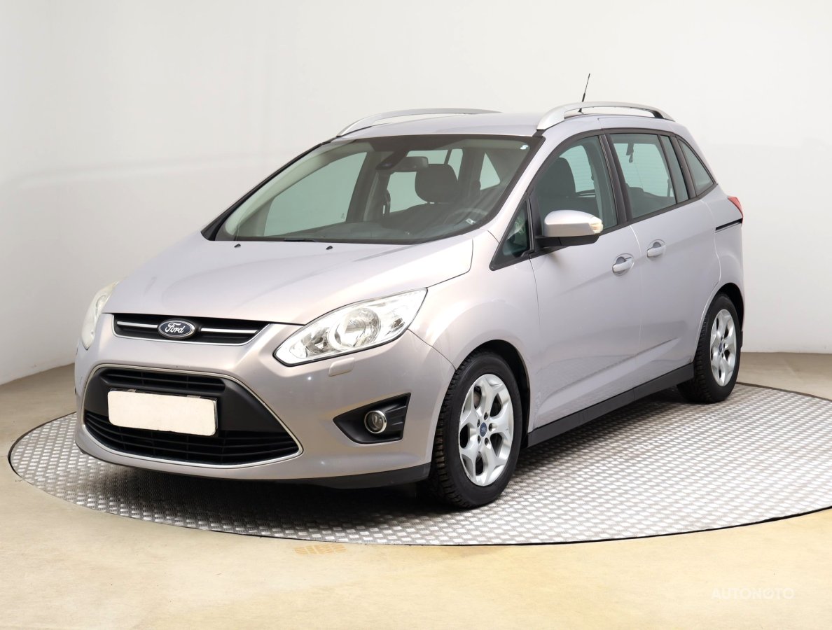Ford Grand C-MAX, 2012 - pohled č. 3