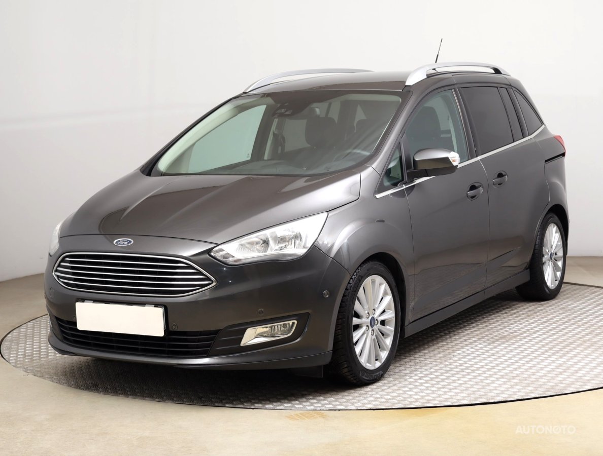 Ford Grand C-MAX, 2017 - pohled č. 3