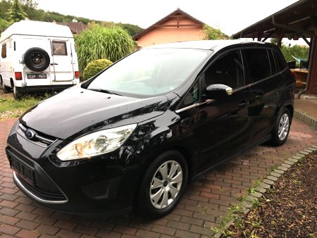 Ford Grand C-MAX, 2011 - pohled č. 3