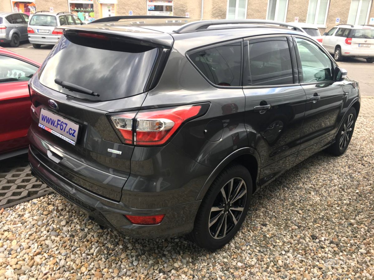 Ford Kuga, 2019 - pohled č. 5