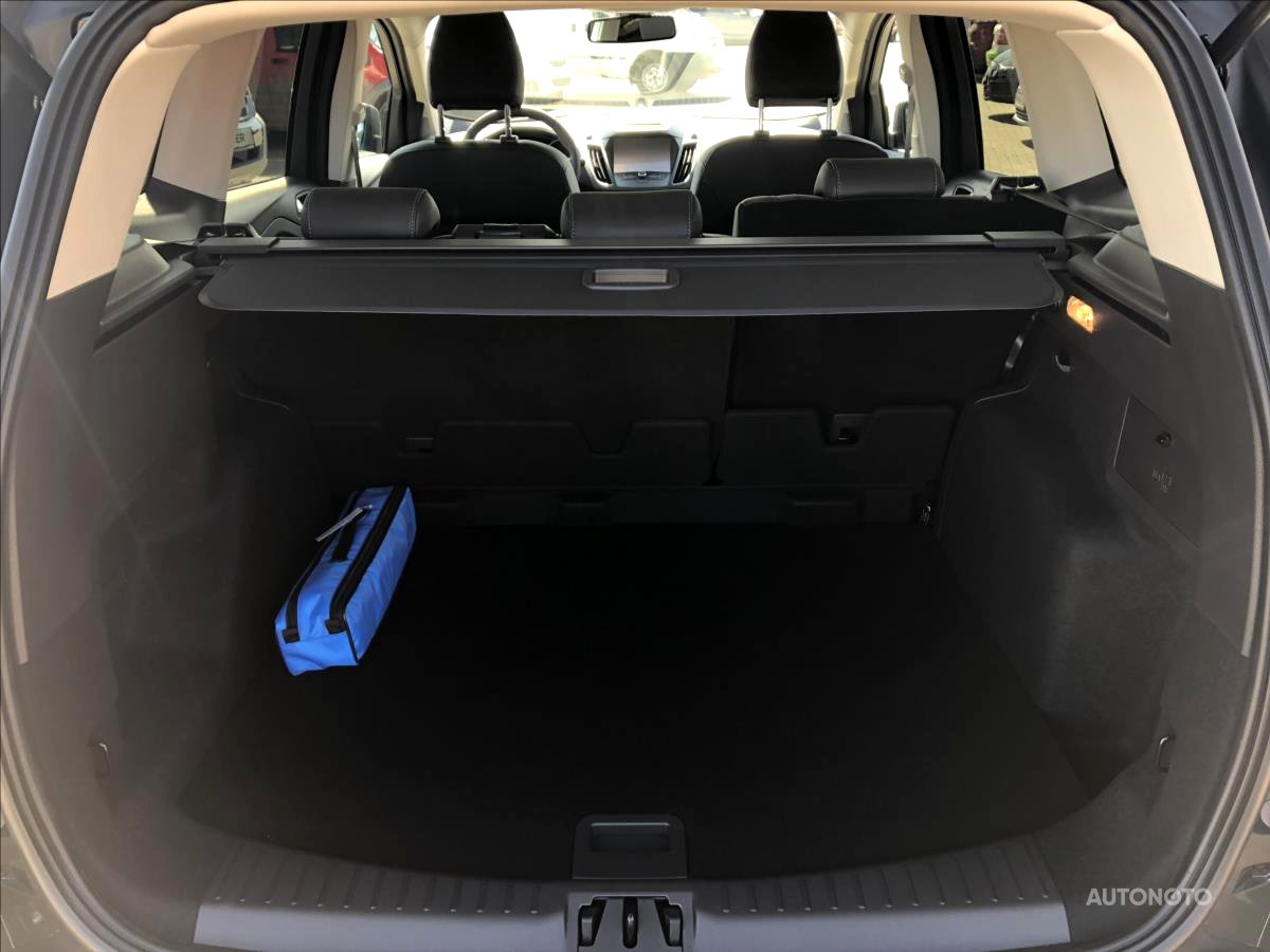 Ford Kuga, 2018 - pohled č. 10