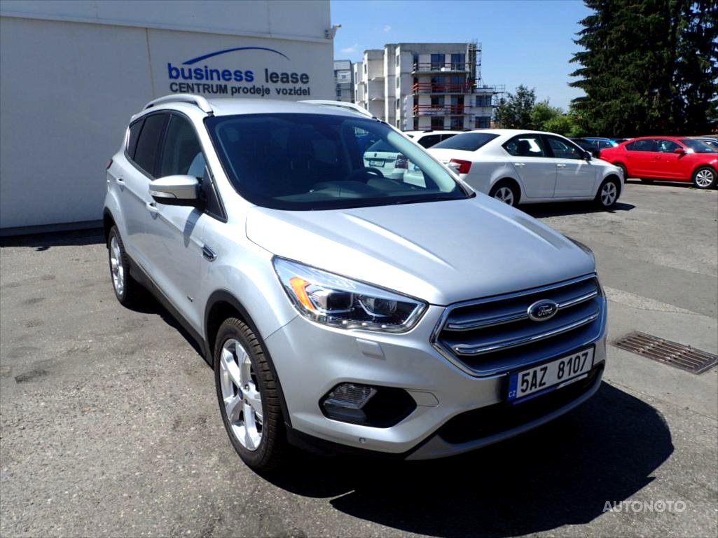 Ford Kuga, 2017 - celkový pohled