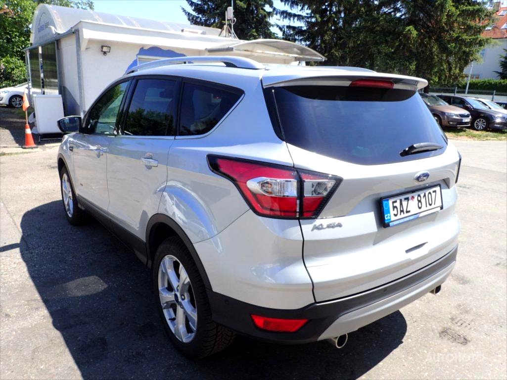 Ford Kuga, 2017 - pohled č. 4