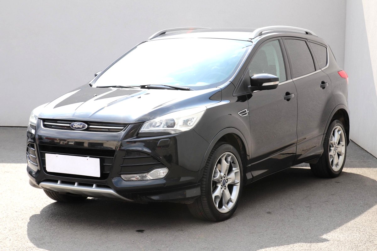 Ford Kuga, 2014 - pohled č. 3