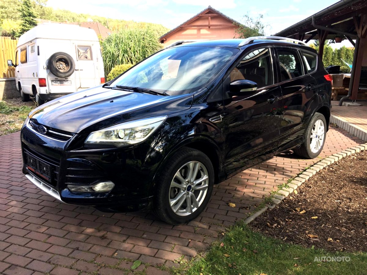 Ford Kuga, 2016 - pohled č. 3