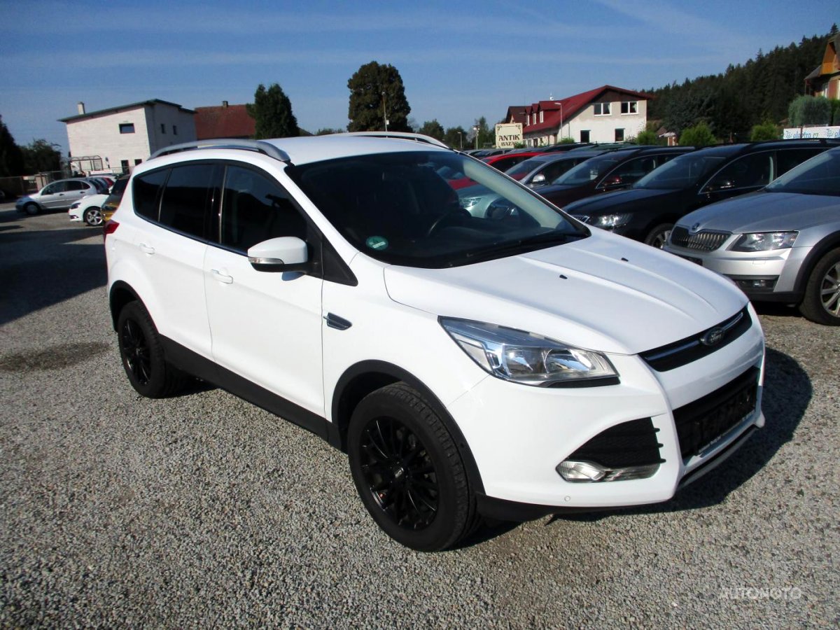 Ford Kuga, 2015 - pohled č. 3