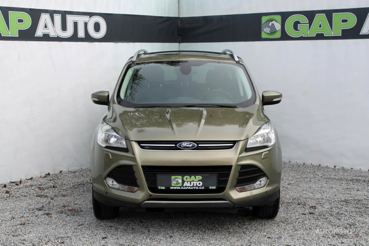 Ford Kuga, 2014 - pohled č. 2
