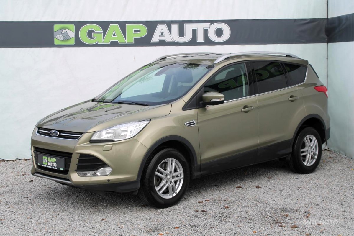 Ford Kuga, 2014 - pohled č. 3