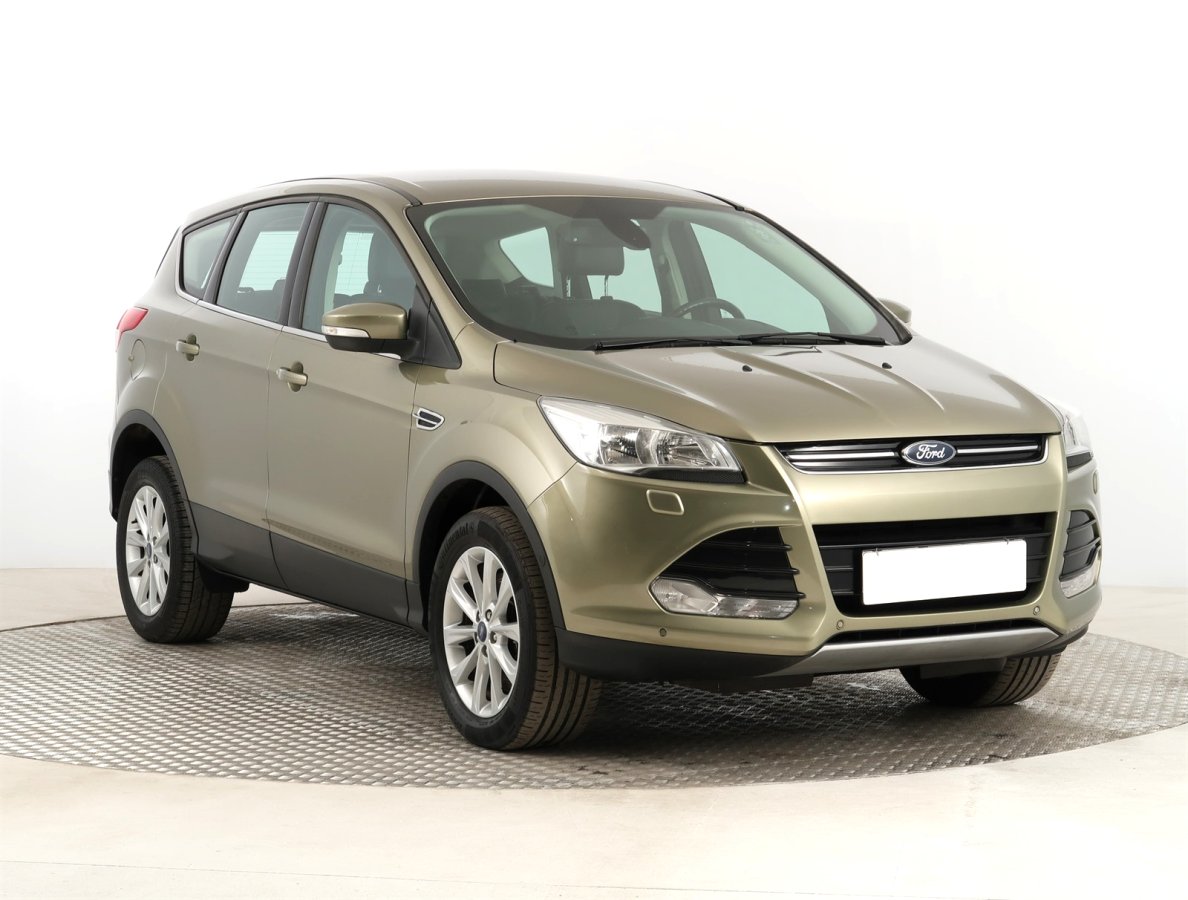 Ford Kuga, 2015 - celkový pohled