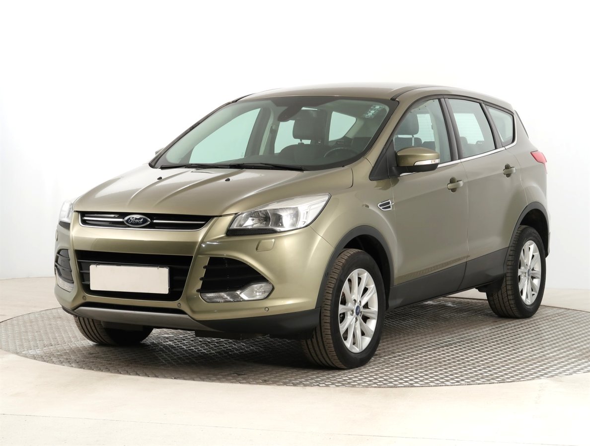 Ford Kuga, 2015 - pohled č. 3