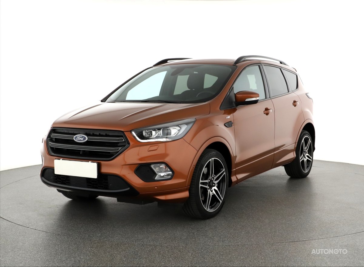 Ford Kuga, 2017 - pohled č. 3