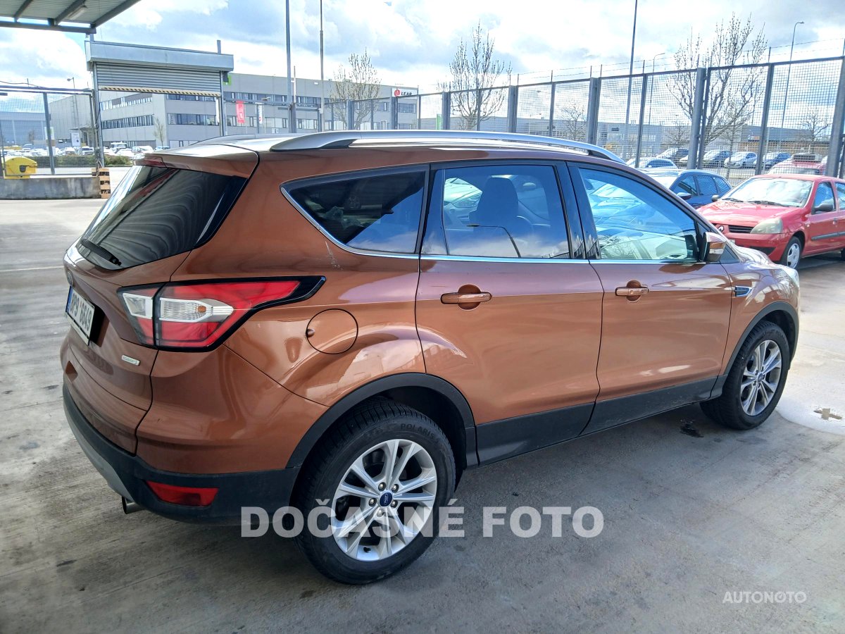 Ford Kuga, 2018 - pohled č. 2