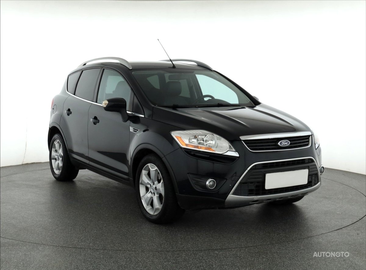 Ford Kuga, 2010 - celkový pohled