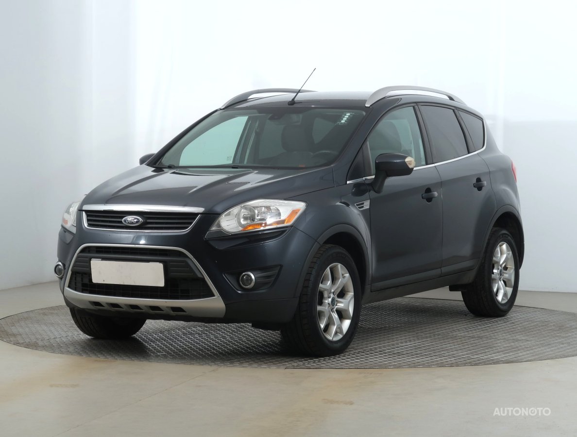 Ford Kuga, 2010 - pohled č. 3