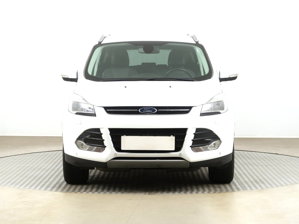 Ford Kuga, 2015 - pohled č. 2