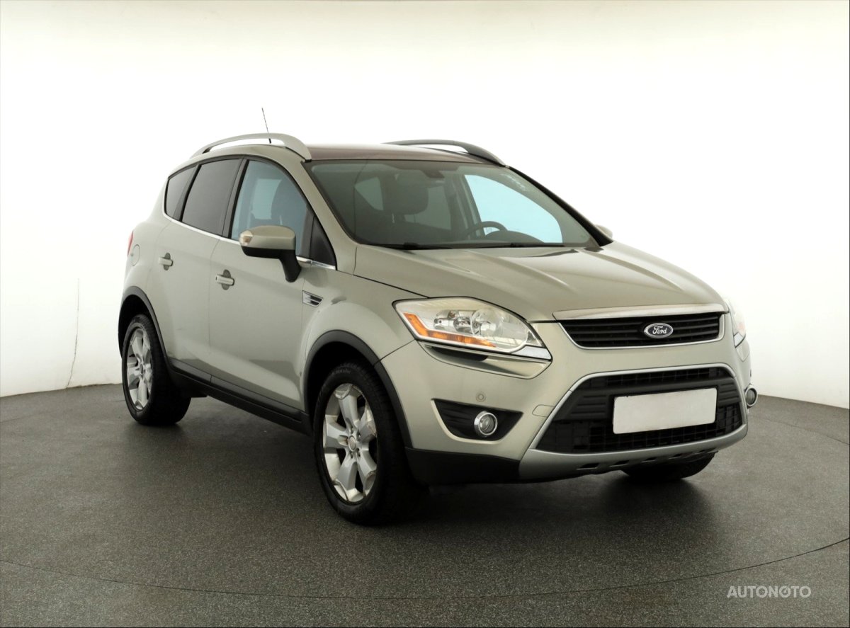 Ford Kuga, 2009 - celkový pohled