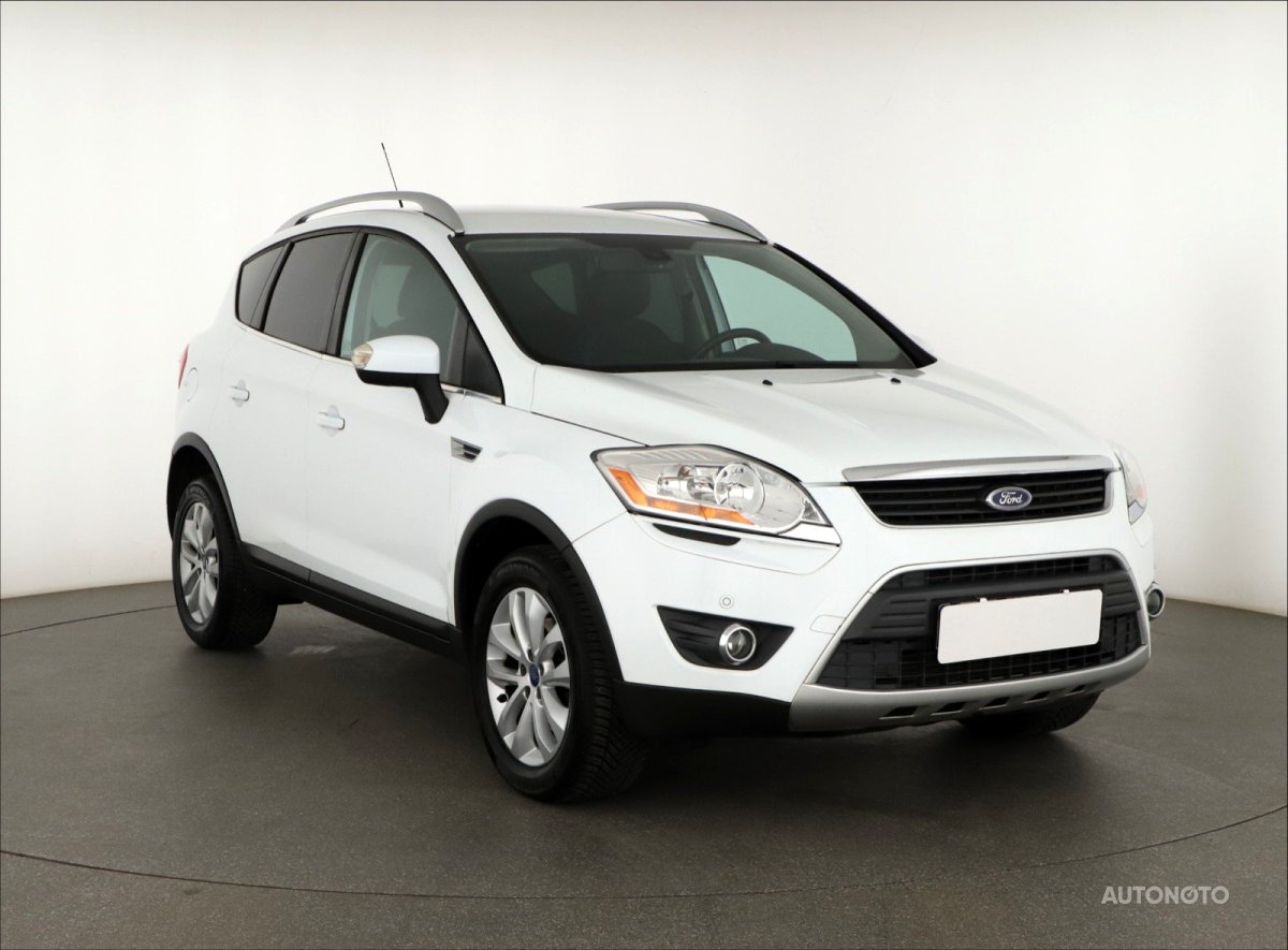 Ford Kuga, 2011 - celkový pohled