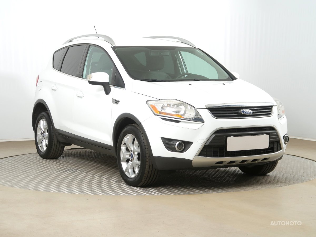 Ford Kuga, 2011 - celkový pohled
