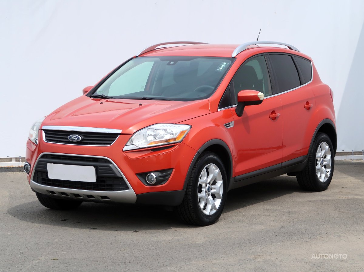 Ford Kuga, 2011 - pohled č. 3