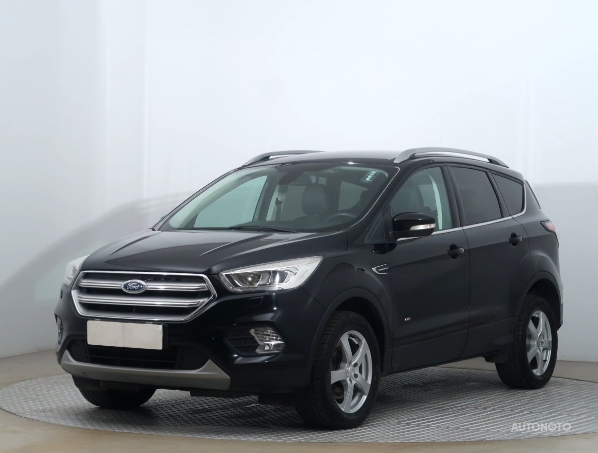 Ford Kuga, 2017 - pohled č. 3