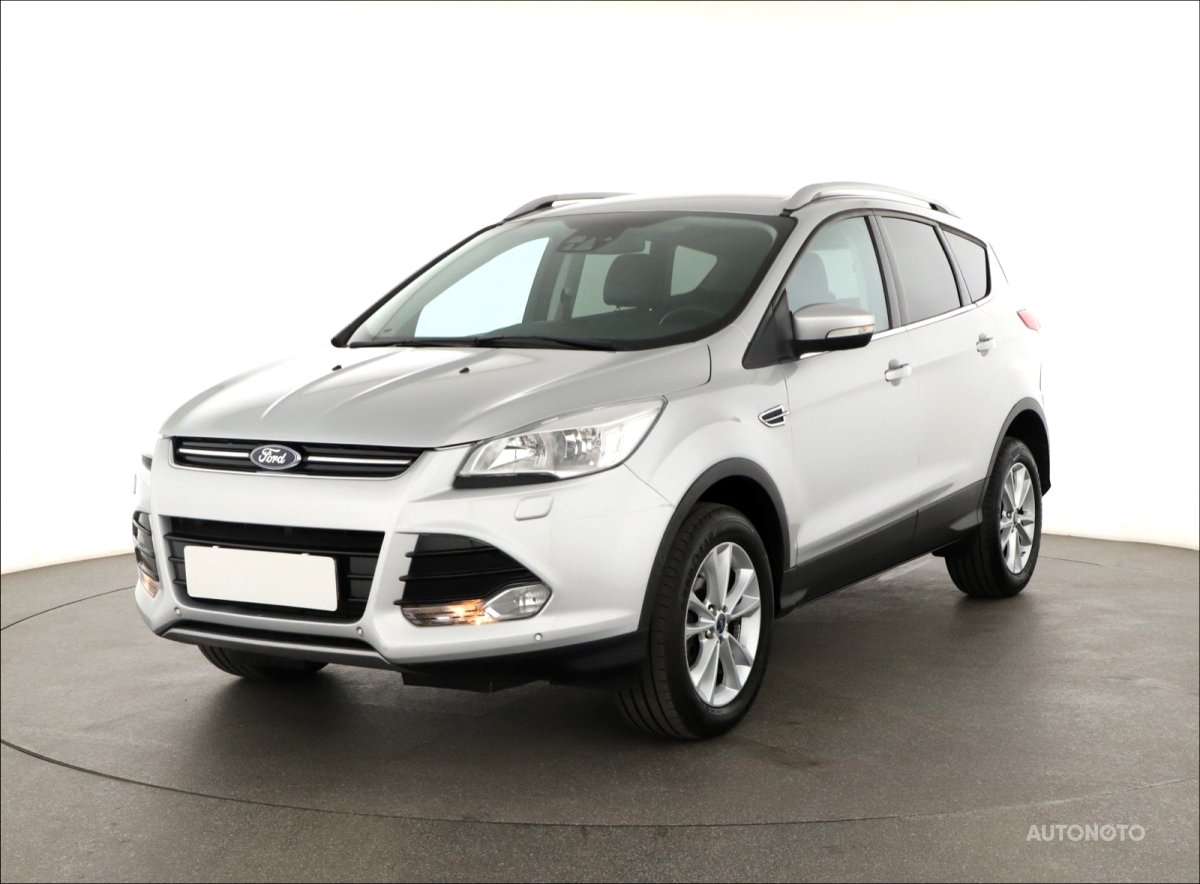 Ford Kuga, 2015 - pohled č. 3