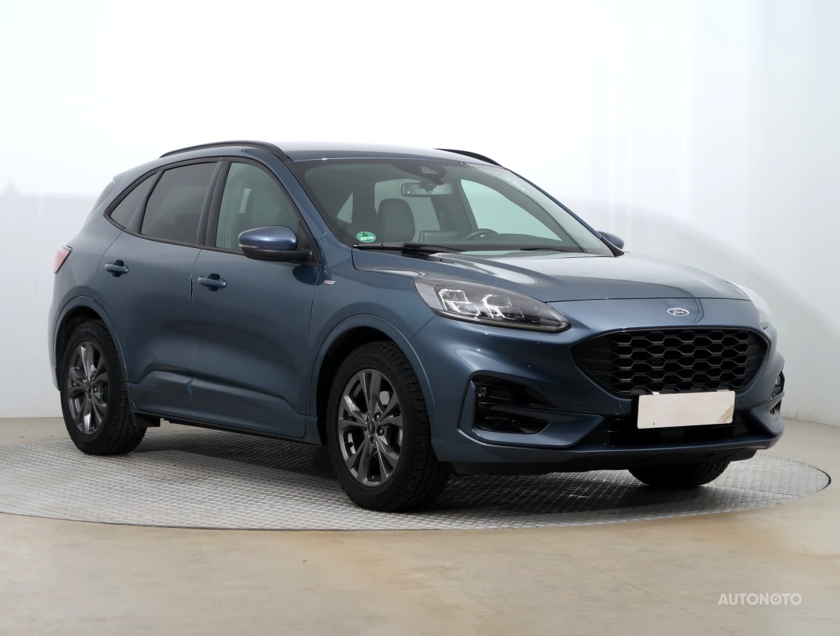 Ford Kuga, 2022 - celkový pohled